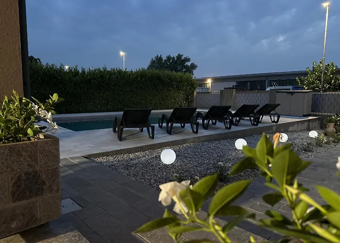 Villa 2
