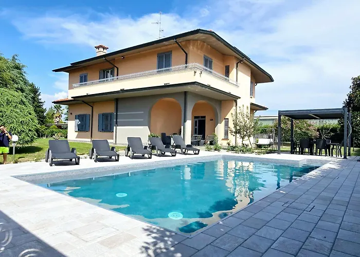 Villa 2